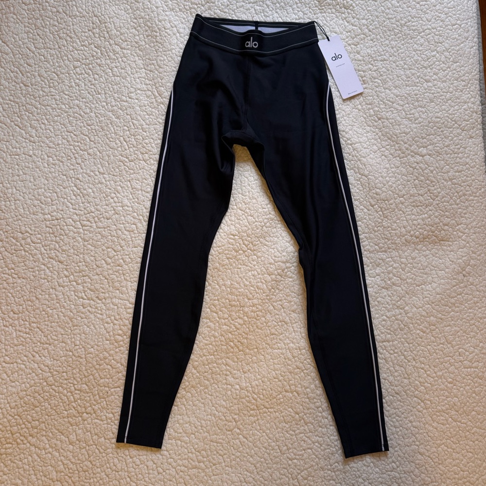Alo Yoga | Airlift High Waist Suit Up Legging | Black with White contrast